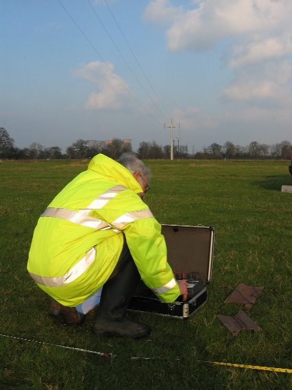 Assisting electricity powerline engineers with earth grid design by measuring earth resistance adjacent to pylons